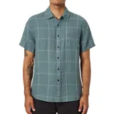 Camisa de manga corta color verde con estampado a cuadros blancos, cuello clásico y bolsillo en el pecho.