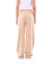 Pantalón negro de tiro alto con cordón ajustable en la cintura y corte ancho y recto.