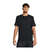 Remera deportiva verde militar de manga corta, con logo de Under Armour estampado en el pecho.
