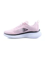 Championes de running Umbro Spice para mujer, color negro con detalles en naranja y blanco. Presentan el logo de la marca en el lateral y suela de goma con tecnología de amortiguación.