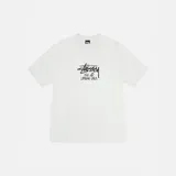 Camiseta de algodón blanca con diseño gráfico en el frente, cuello de ribete y ajuste oversize.
