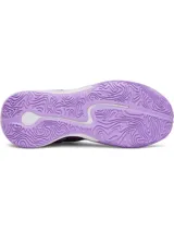 Championes de básquet Under Armour Curry 3Z 25 SDE, color lila con detalles en verde neón y suela blanca. Confeccionados en cuero y malla, con revestimientos de cuero y cordones de malla con cierre seguro.