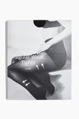 Medias panty negras de 40 deniers con efecto de soporte y cintura regular.