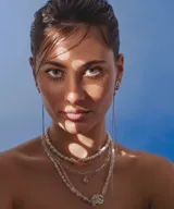 Collar de perlas de río con cierre de plata 950 en forma de nautilo.