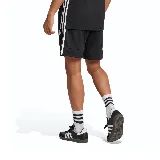 Short deportivo Adidas Tiro Essentials color negro con logo blanco y tres tiras blancas a los costados.