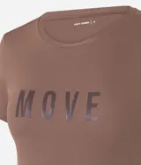 Remera deportiva marrón de poliamida con cuello redondo, mangas cortas y estampa "MOVE" en el pecho.