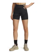Calza corta deportiva negra con estampado camuflado.