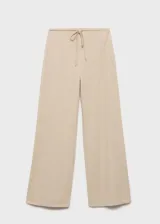 Pantalón largo de mujer color beige, de corte ancho y tiro alto, con cintura elástica y lazo ajustable.