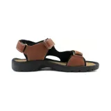 Sandalias de cuero color marrón con detalles en negro, ajuste con velcro y suela de goma.