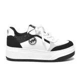 Zapatillas deportivas urbanas blancas con detalles en negro y gris. Plataforma blanca con suela negra.