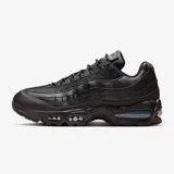Zapatillas Nike Air Max 95 OG, color negro, con detalles en cuero y malla. Presentan la clásica suela con cámara de aire visible.