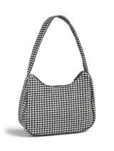 Cartera de hombro con estampado pata de gallo en blanco y negro, correa para el hombro y cierre de cremallera. Incluye bolsillo interno con cierre, forro de algodón y detalles en poliéster con acabado suave.