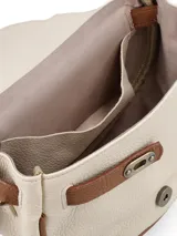 Bandolera negra con detalles en marrón, de cuero sintético con correa ajustable.