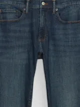 Pantalón de jean skinny azul oscuro.