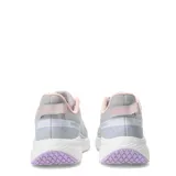 Championes deportivos Umbro Storm para mujer, color negro con detalles en rosa y logo de la marca en el lateral.