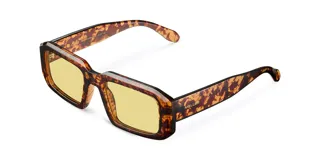 Gafas de sol unisex con montura rectangular de carey y lentes amarillas.