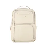 Mochila de diseño cuadrado, color beige claro, con múltiples compartimentos frontales con cierre y correas acolchadas para los hombros.