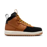 Championes de caña alta Nike Lunar Force 1 Duckboot, color marrón chocolate con detalles en negro y cordones amarillos.