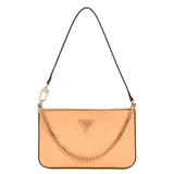Cartera de hombro Guess Noelle color beige con correa de cuero sintético y cadena dorada decorativa.