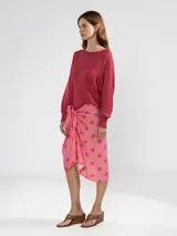 Sweater tejido en jersey con lurex, escote bote y detalle de tigre insignia de Polonio en la espalda.