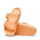 Sandalias Birkenstock Arizona Eva color naranja, con doble tira y hebillas ajustables.