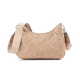 Bandolera color taupe de cuero sintético acolchado con diseño geométrico. Tiene correa regulable, cierre principal y bolsillo externo con cierre.