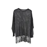 Kimono de playa tejido a crochet calado, color negro, con mangas largas y flecos en el ruedo.