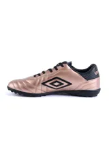 Championes de fútbol Umbro Touch TF, color negro, para hombre.