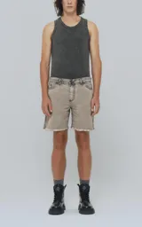 Musculosa gris de morley con corte slim fit.