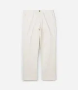 Pantalón de vestir color blanco, confeccionado en algodón con textura cuadriculada. Cuenta con cintura con trabillas, cierre tradicional y bolsillos laterales.