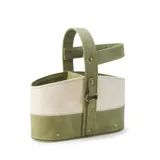 Canasto porta termo con división al medio y doble asa de mano, color verde y beige.
