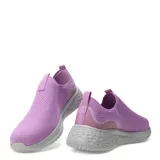 Championes slip-on negros de tejido de punto con logo Umbro en el lateral.