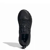 Championes Adidas Ultrarun 5 TR, color negro, ideales para running y actividades al aire libre. Confeccionados con malla técnica repelente al agua, tecnología Bounce 2.0 en la mediasuela y suela de goma Adiwear con diseño taqueado.