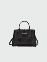 Bolso tote Longchamp modelo Le Roseau, color negro, con doble asa corta y correa larga extraíble.