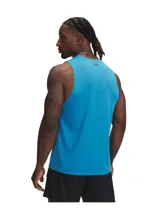 Musculosa deportiva Under Armour Tech Tank, color negro con logo blanco en el pecho.