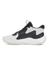 Championes de básquet Under Armour UA Jet 23, color negro con detalles dorados y suela blanca.
