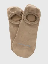 Calcetín invisible de hombre, color beige, diseñado para usarse con zapatillas.