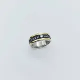 Anillo de Plata 925 y Oro, decorado con circonitas, con diseño de banda ancha.