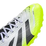 Championes de fútbol Adidas Predator League TF para hombre, color blanco con estampado de piel de serpiente, detalles en negro y suela verde flúor.