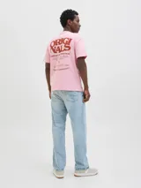 Camiseta rosa de algodón orgánico con cuello redondo y estampado en el frente con la leyenda 'Originals Urban Aesthetics'.