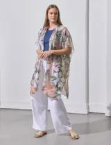 Kimono Barrington de modal con estampado de flores.