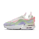 Championes Nike Air Max Furiosa de mujer, color blanco con detalles en verde, lila y rosa.