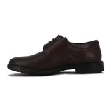 Zapato acordonado de vestir para hombre, marca Giantti, modelo Velo, color marrón oscuro con suela negra.