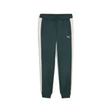 Pantalón deportivo Puma T7 Always On Track, color verde oscuro con raya lateral color crema y logo de la marca bordado en blanco.