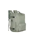 Mochila rectangular color beige, con múltiples bolsillos frontales y laterales, correas ajustables y asa superior.