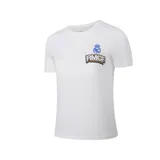 Remera blanca de manga corta con el escudo del Real Madrid y las siglas RMCE en el pecho.