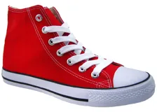 Championes de lona rojos con puntera y suela de goma blancas, de caña alta y cordones blancos.