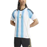 Camiseta de fútbol Adidas de entrenamiento de Lionel Messi, con los colores de la selección Argentina.