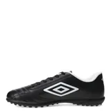 Championes de fútbol 5 Umbro Classico II TF, color negro con logo Umbro en azul y suela blanca.