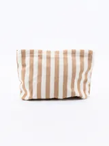 Necesser de tela a rayas verticales color beige y blanco.